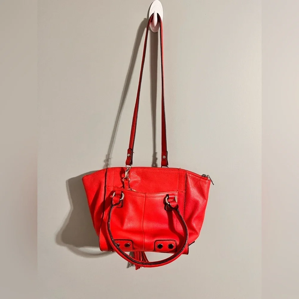 TIGNANELLO CORAL COLORED HANDBAG